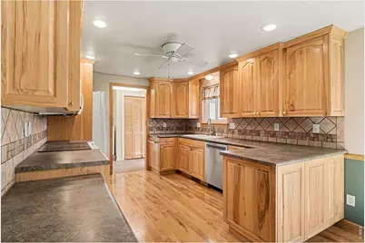 1118 S Del Norte Dr, Loveland, CO 80537 - Photo 2
