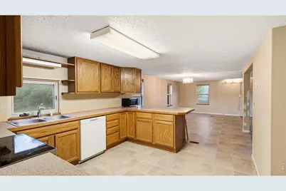 307 Beaver St, Hillrose, CO 80733 - Photo 8