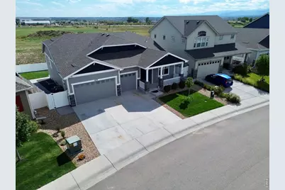 1829 Holloway Dr, Windsor, CO 80550 - Photo 1
