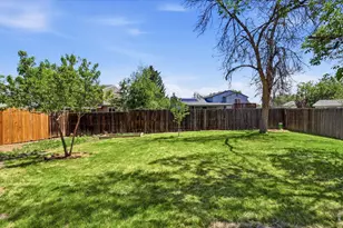 2412 Tulip St, Longmont, CO 80501 - Photo 24