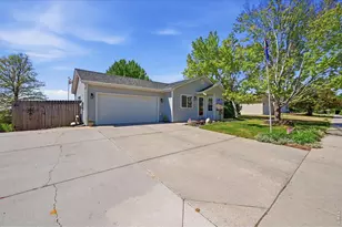 2906 Hawk Dr, Evans, CO 80620 - Photo 42