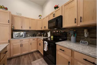 2584 Grizzly Pl, Johnstown, CO 80534 - Photo 6