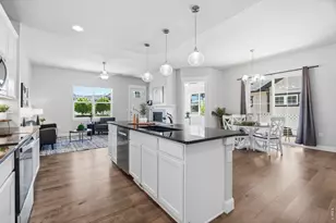 8446 Annapolis Dr, Windsor, CO 80528 - Photo 2
