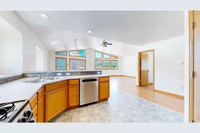 1220 Acacia Dr, Estes Park, CO 80517 - Photo 10