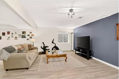 4070 W 11th St #13, Greeley, CO 80634 - Photo 20