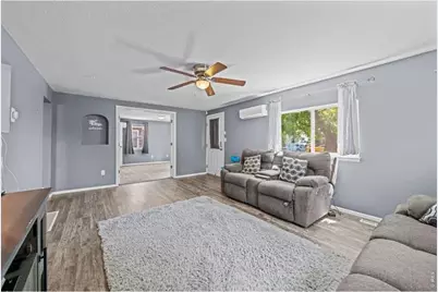 2437 W 9th St, Greeley, CO 80634 - Photo 8