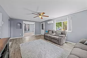 2437 W 9th St, Greeley, CO 80634 - Photo 8