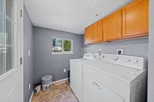 2437 W 9th St, Greeley, CO 80634 - Photo 6