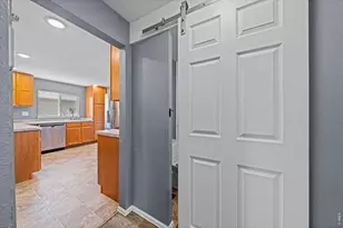 2437 W 9th St, Greeley, CO 80634 - Photo 10