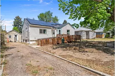 2437 W 9th St, Greeley, CO 80634 - Photo 2