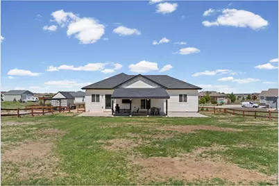 16517 Fairbanks Rd N, Platteville, CO 80651 - Photo 38