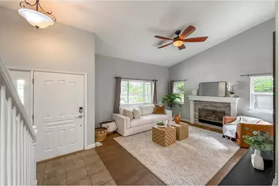 584 Sugar Mill Pl, Longmont, CO 80504 - Photo 4