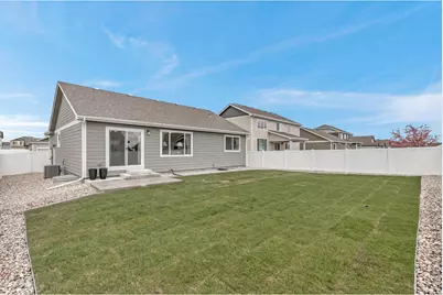 945 Maplebrook Dr, Windsor, CO 80550 - Photo 36