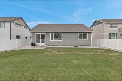 945 Maplebrook Dr, Windsor, CO 80550 - Photo 32