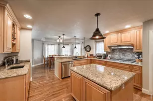 2000 Ridgeview Dr, Longmont, CO 80504 - Photo 12
