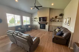 709 Hillspire Dr, Windsor, CO 80550 - Photo 10