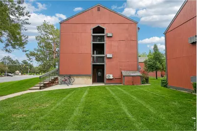 1625 W Elizabeth St #H-1, Fort Collins, CO 80521 - Photo 4