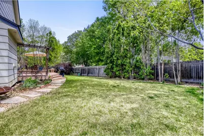 1355 Carnation Cir, Longmont, CO 80503 - Photo 28