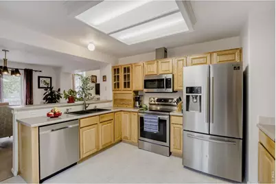 1355 Carnation Cir, Longmont, CO 80503 - Photo 12