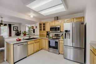 1355 Carnation Cir, Longmont, CO 80503 - Photo 12