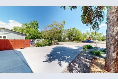 1248 E 7th St, Loveland, CO 80537 - Photo 32