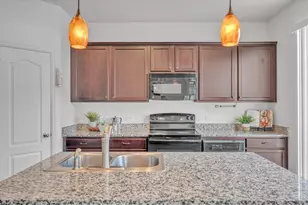 25447 E 4th Ave, Aurora, CO 80018 - Photo 6