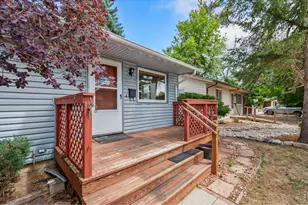 1038 Aspen St, Longmont, CO 80501 - Photo 2