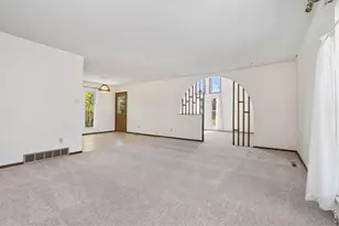 217 21st St SE, Loveland, CO 80537 - Photo 2