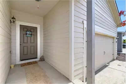 524 Evans Ave, Keenesburg, CO 80643 - Photo 4