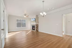 4672 Hahns Peak Dr, Loveland, CO 80538 - Photo 10