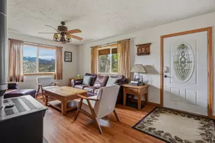 976 Sutton Ln, Estes Park, CO 80517 - Photo 6