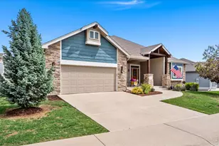 885 Crabapple Dr, Loveland, CO 80538 - Photo 2