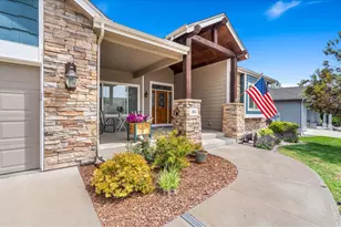 885 Crabapple Dr, Loveland, CO 80538 - Photo 4