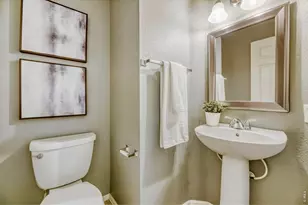 19174 E Wyoming Dr, Aurora, CO 80017 - Photo 14