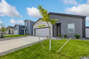 3920 Kenai St, Evans, CO 80620 - Photo 2