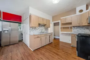 424 W 5th St, Loveland, CO 80537 - Photo 6