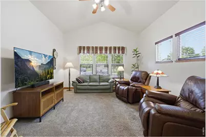 3285 Current Creek Ct, Loveland, CO 80538 - Photo 10