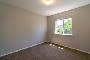 3326 Warren Farm Dr, Fort Collins, CO 80526 - Photo 20