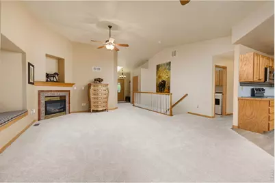 2517 Falcon Dr, Longmont, CO 80503 - Photo 10