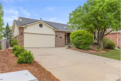 2517 Falcon Dr, Longmont, CO 80503 - Photo 4