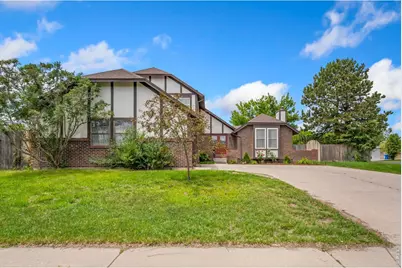 1609 Marilyn Ct, Loveland, CO 80537 - Photo 2