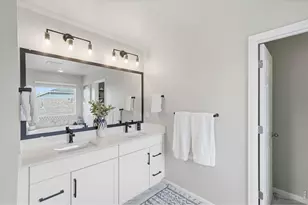 1834 S De Gaulle Ct, Aurora, CO 80018 - Photo 28