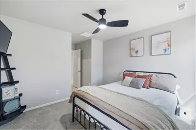 1834 S De Gaulle Ct, Aurora, CO 80018 - Photo 38