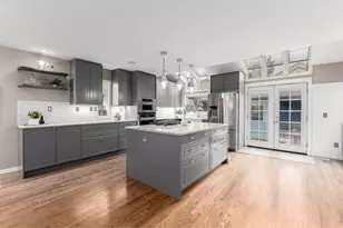 222 S Marion Parkway, Denver, CO 80209 - Photo 2