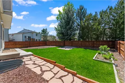 1461 Clover Creek Dr, Longmont, CO 80503 - Photo 28
