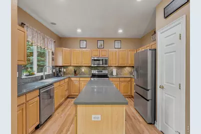 615 Americana Rd, Longmont, CO 80504 - Photo 12