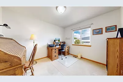 479 E 27th St, Loveland, CO 80538 - Photo 26