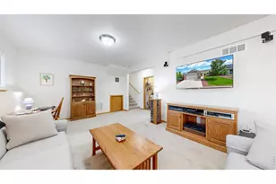 479 E 27th St, Loveland, CO 80538 - Photo 6