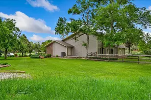 800 Grove Ct, Loveland, CO 80537 - Photo 38