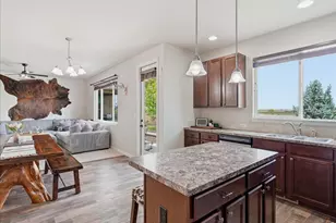 10207 W 11th St, Greeley, CO 80634 - Photo 6